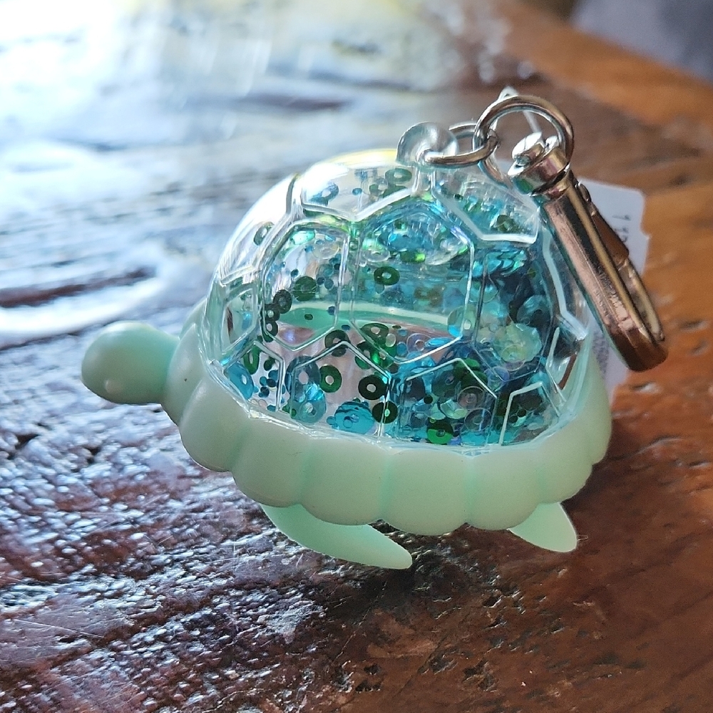 Bath & Body Works Turtle PocketBac Holder